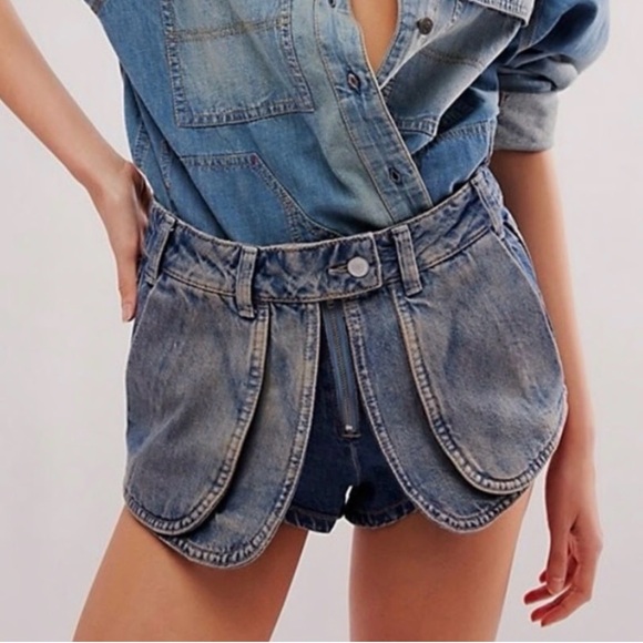 WE THE FREE Prince Street Denim Short - Picture 2 of 12